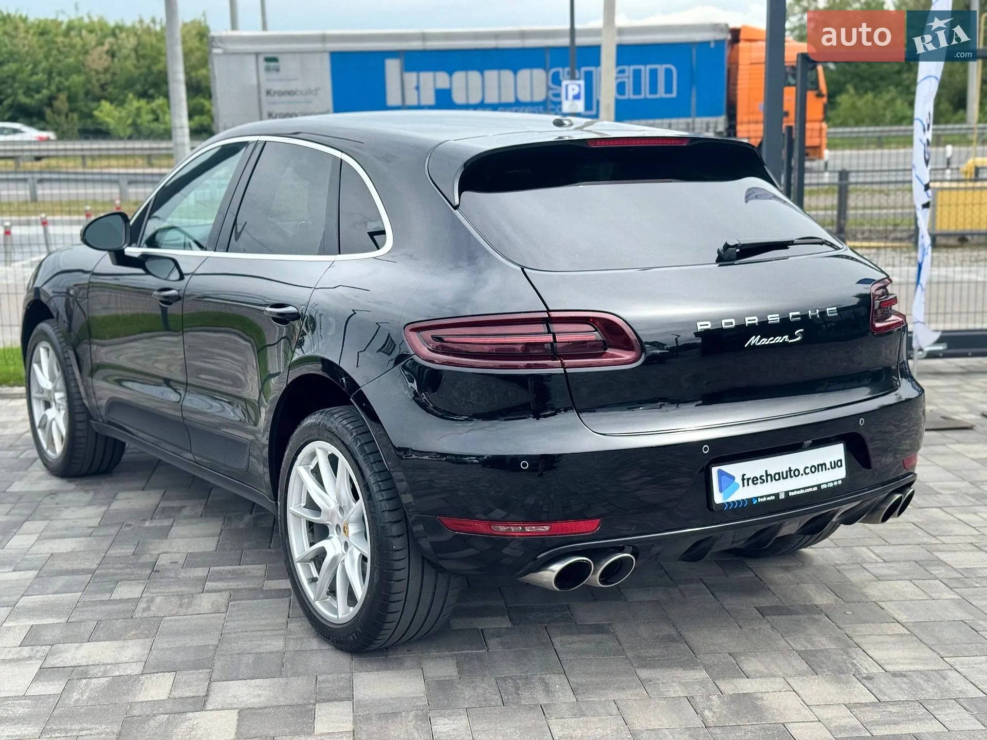2015 Porsche Macan - мініатюра 11