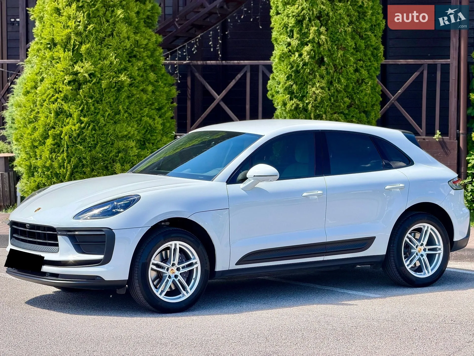 2022 Porsche Macan - мініатюра 2