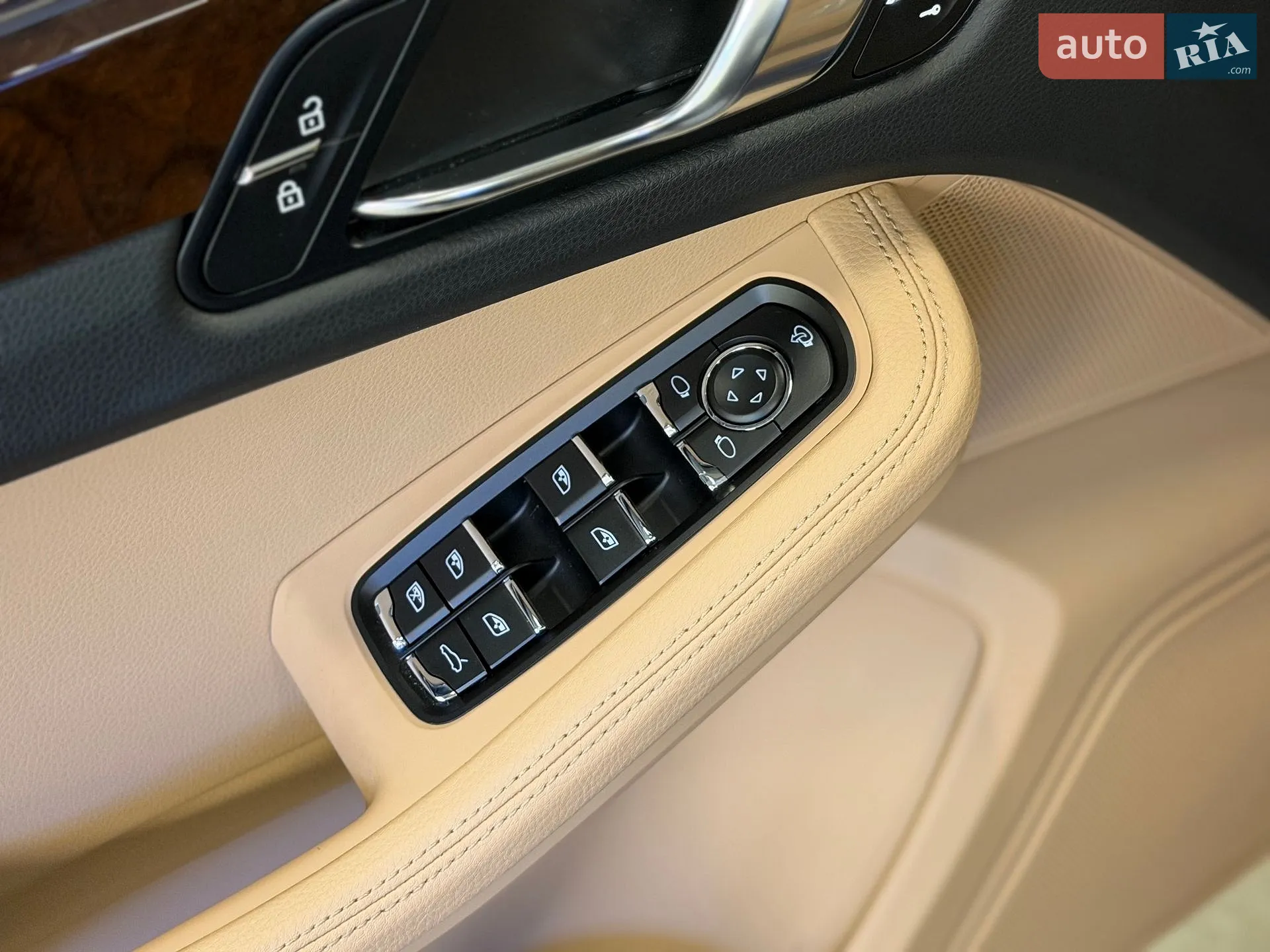 2024 Porsche Macan - мініатюра 36