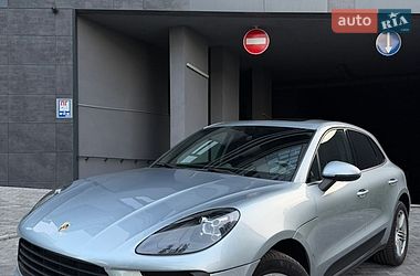 Внедорожник / Кроссовер Porsche Macan 2019 в Киеве