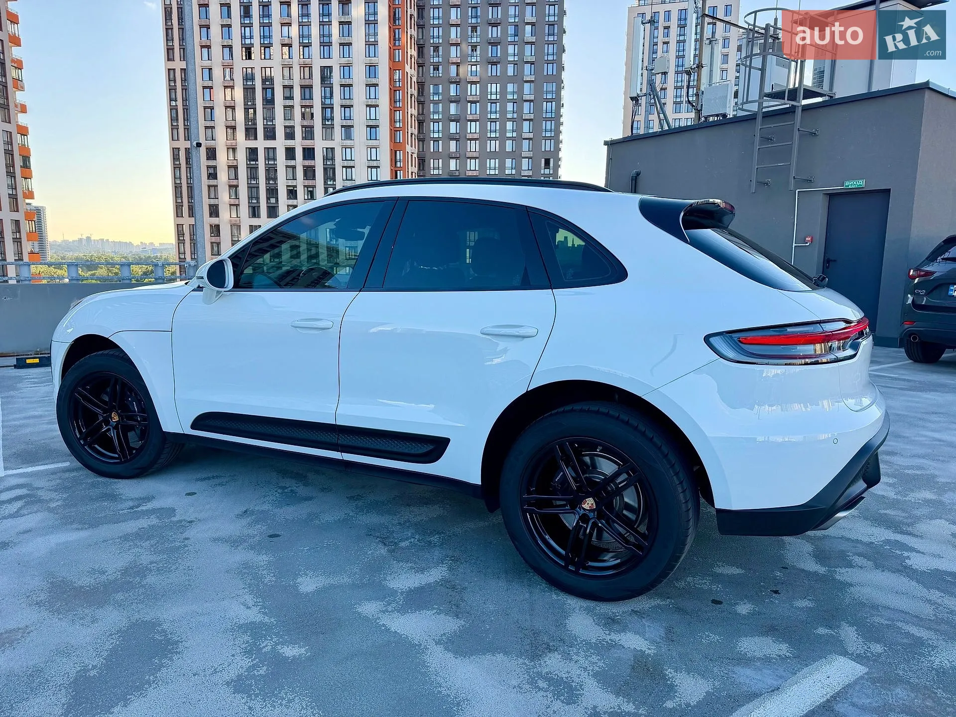 2024 Porsche Macan - мініатюра 24