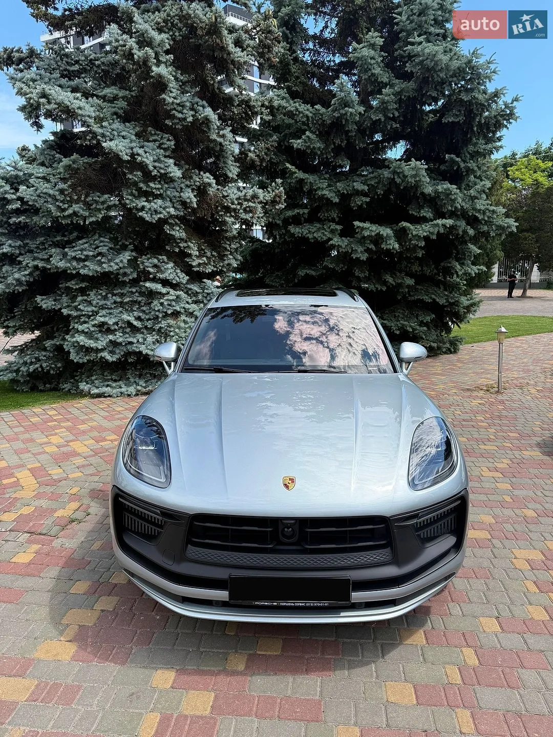 2022 Porsche Macan - мініатюра 3