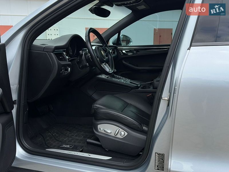 Внедорожник / Кроссовер Porsche Macan 2015 в Львове