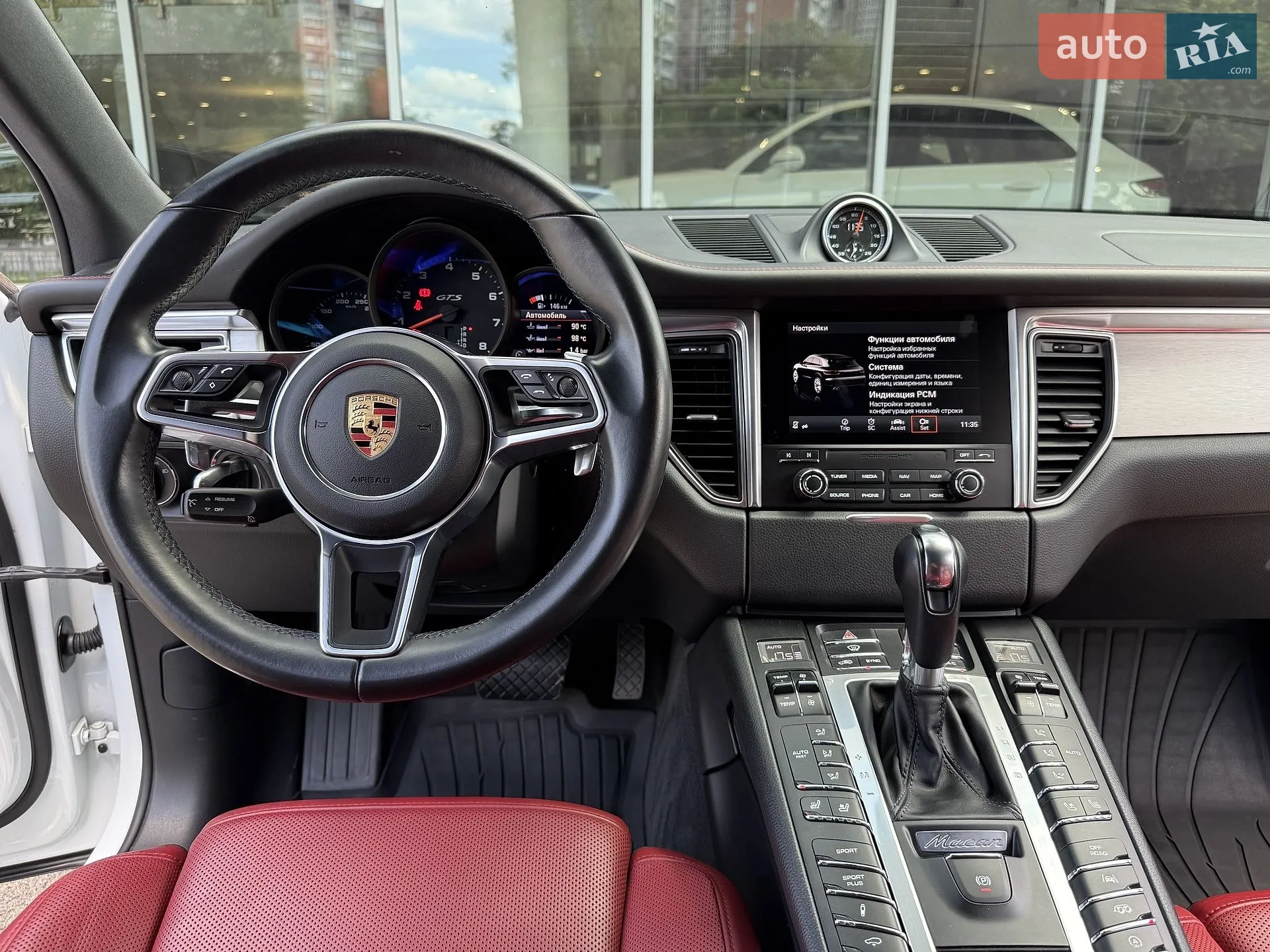 2016 Porsche Macan - мініатюра 25