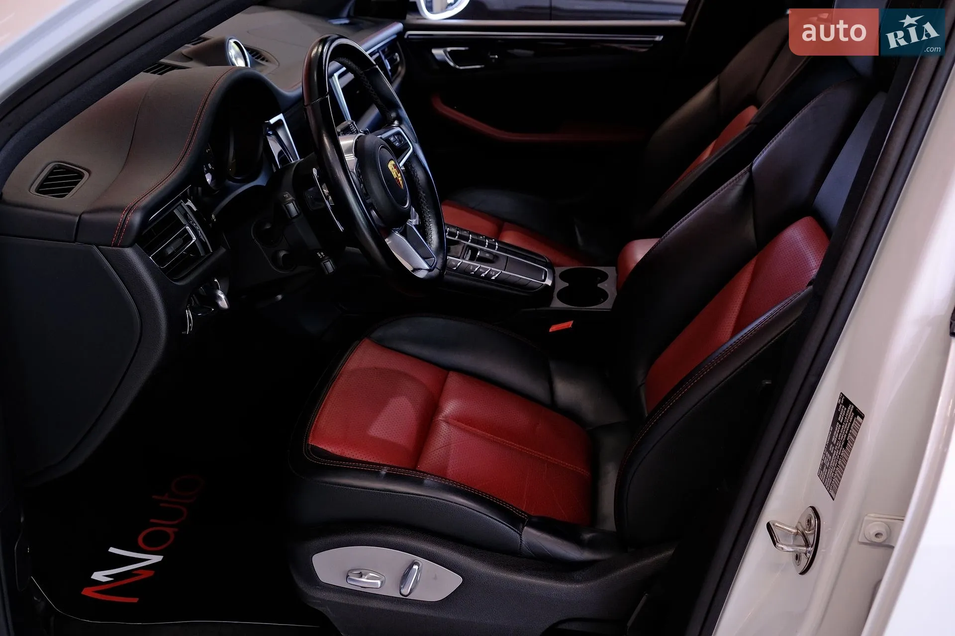 2019 Porsche Macan - мініатюра 27