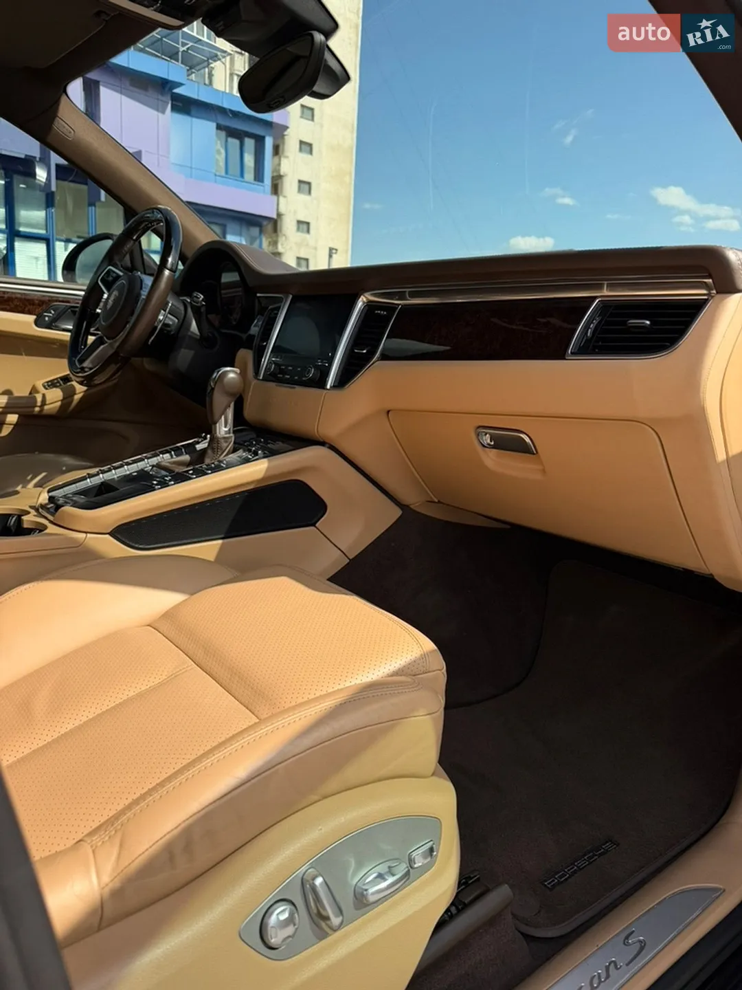 2016 Porsche Macan - мініатюра 11
