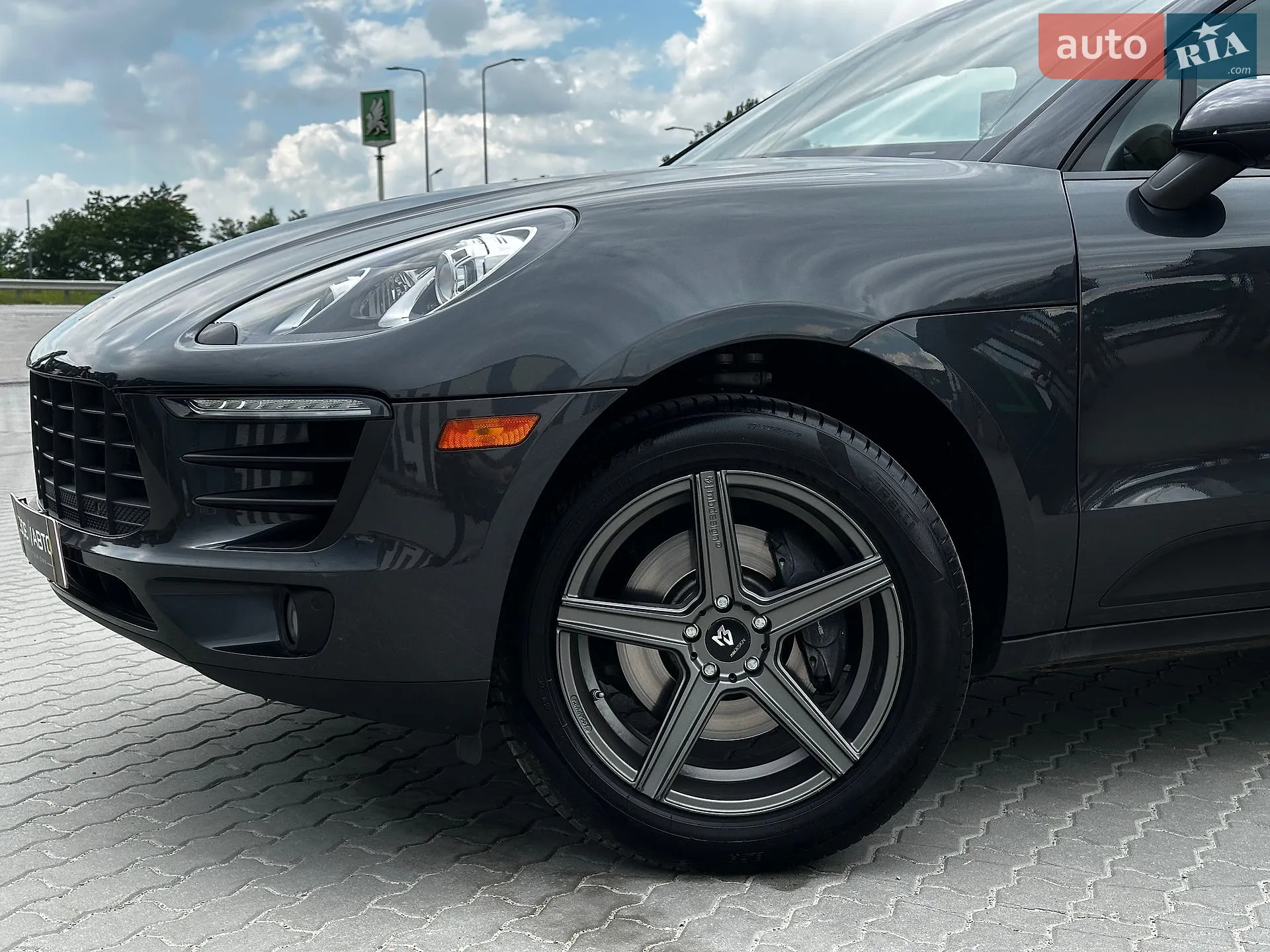 2017 Porsche Macan - мініатюра 6