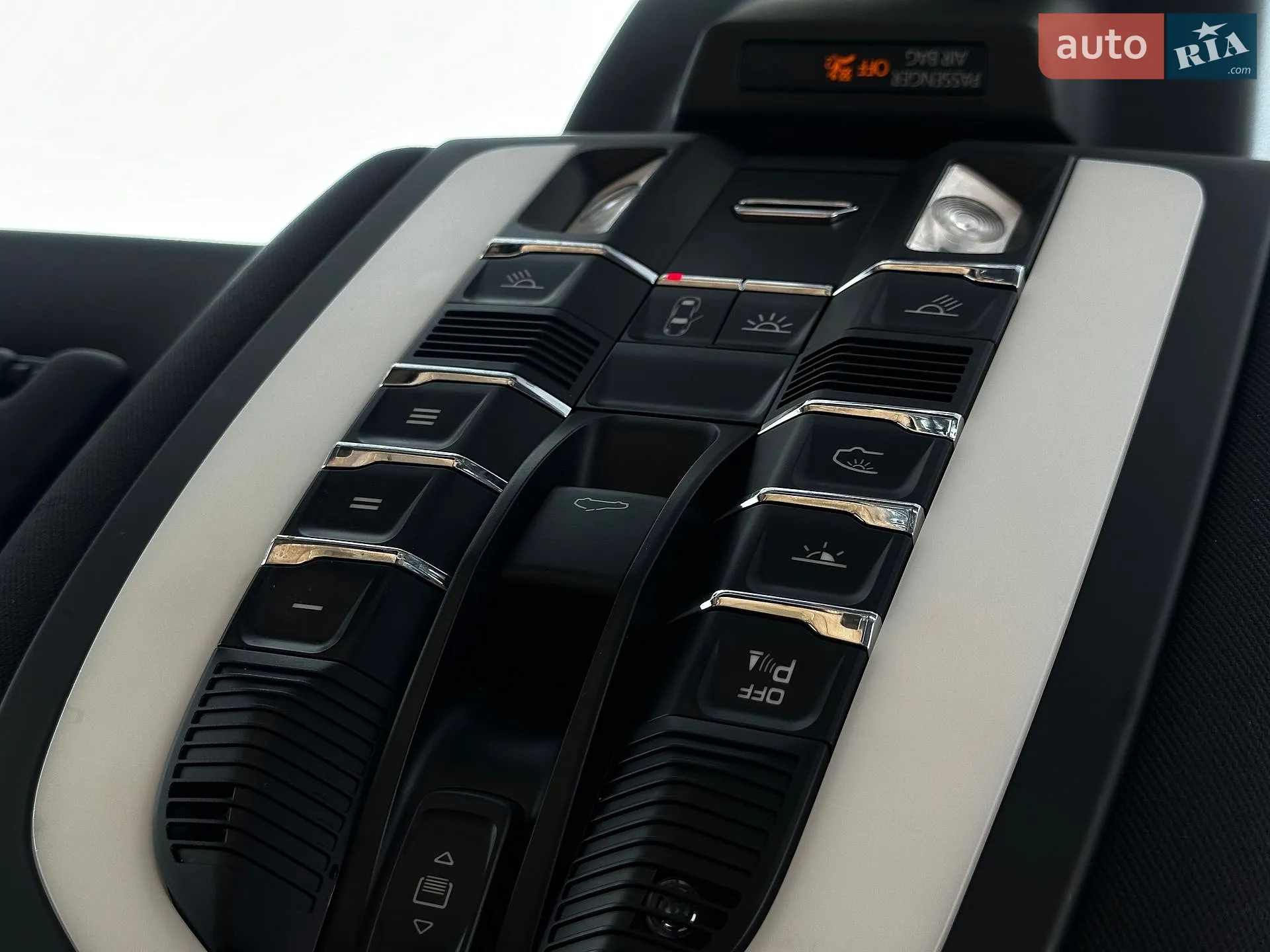 2017 Porsche Macan - мініатюра 46