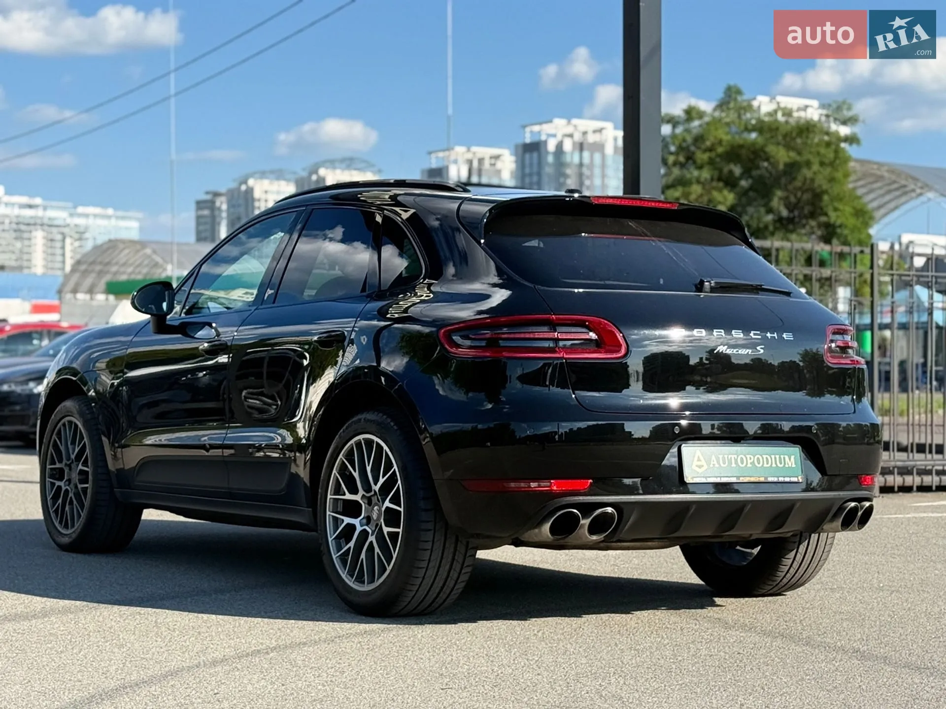 2017 Porsche Macan - мініатюра 8