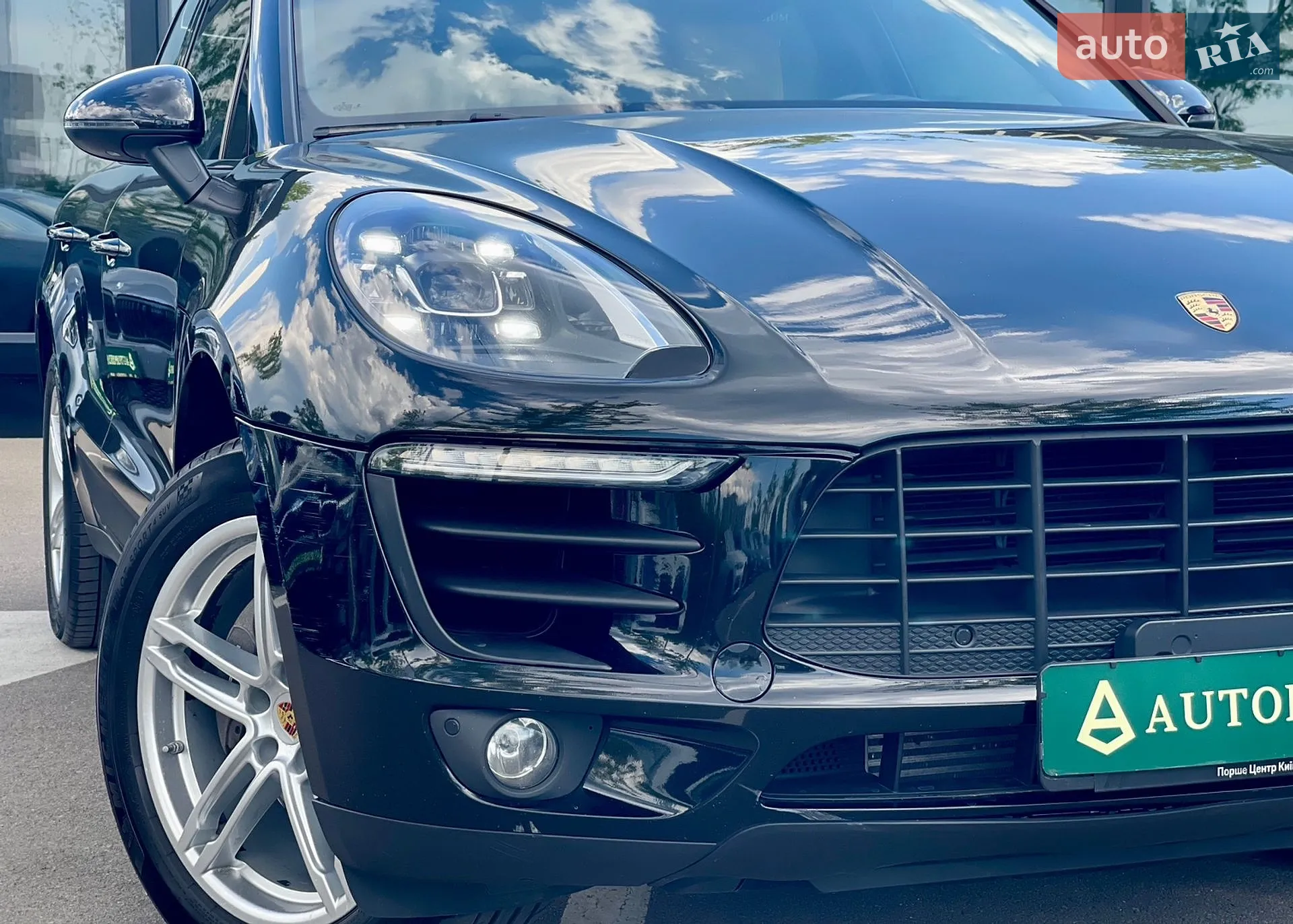 2018 Porsche Macan - мініатюра 2