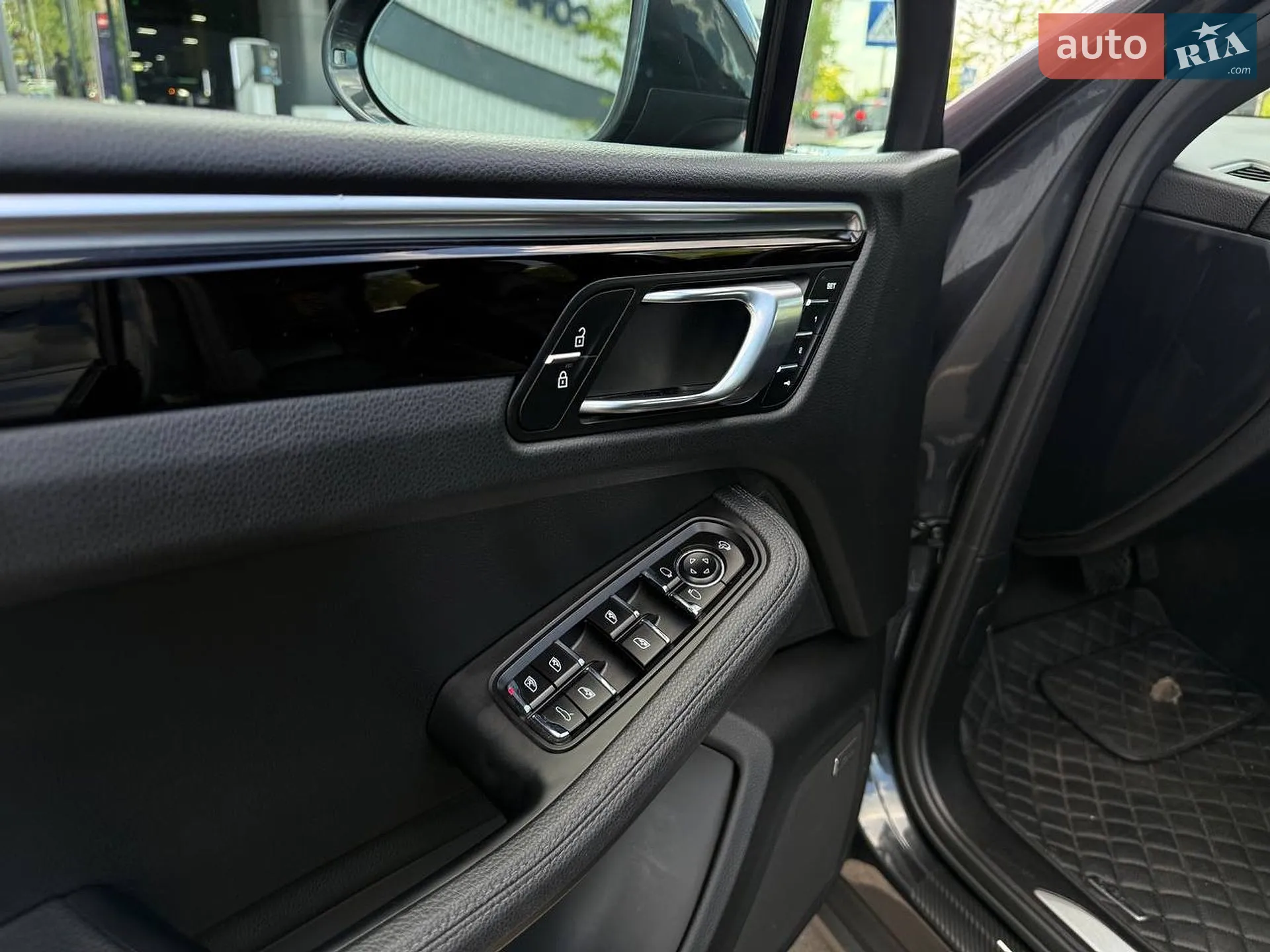 2019 Porsche Macan - мініатюра 10
