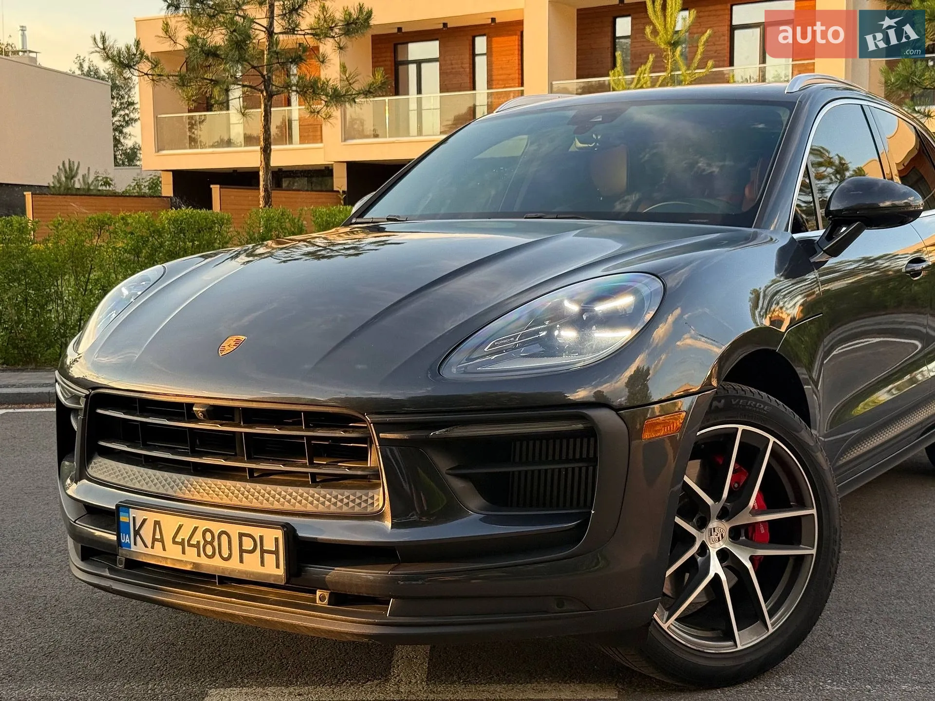 2021 Porsche Macan - мініатюра 4