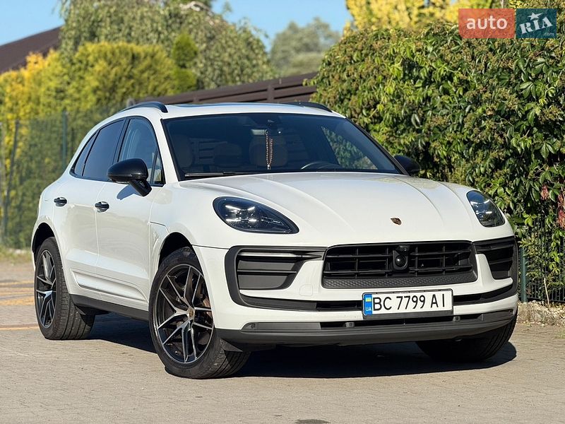 Позашляховик / Кросовер Porsche Macan 2022 в Стрию