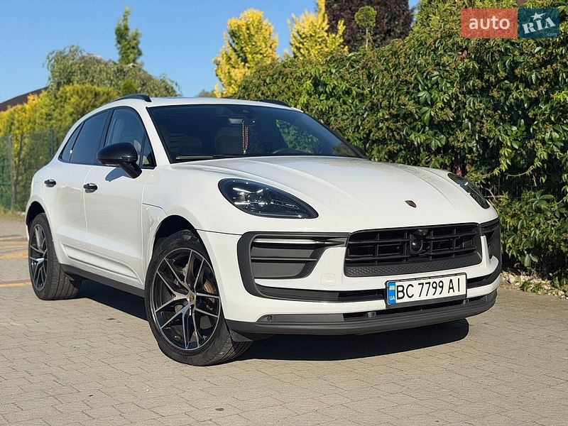 Позашляховик / Кросовер Porsche Macan 2022 в Стрию