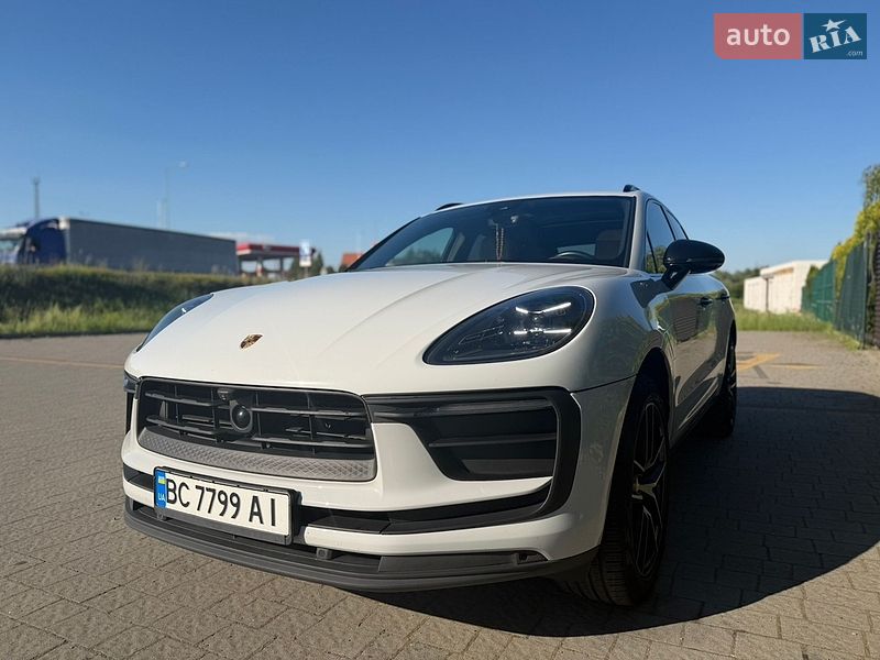 Позашляховик / Кросовер Porsche Macan 2022 в Стрию