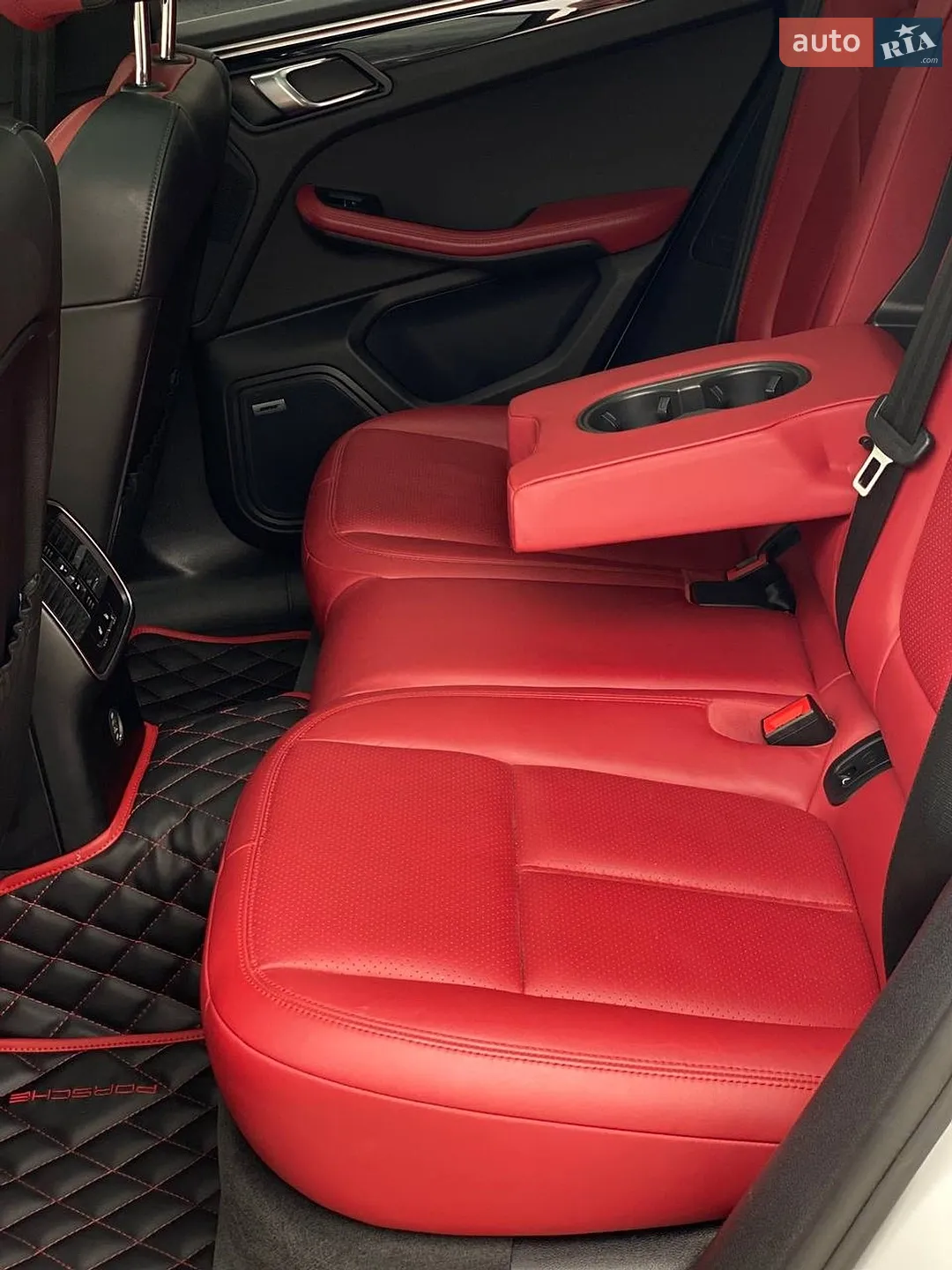 2018 Porsche Macan - мініатюра 48