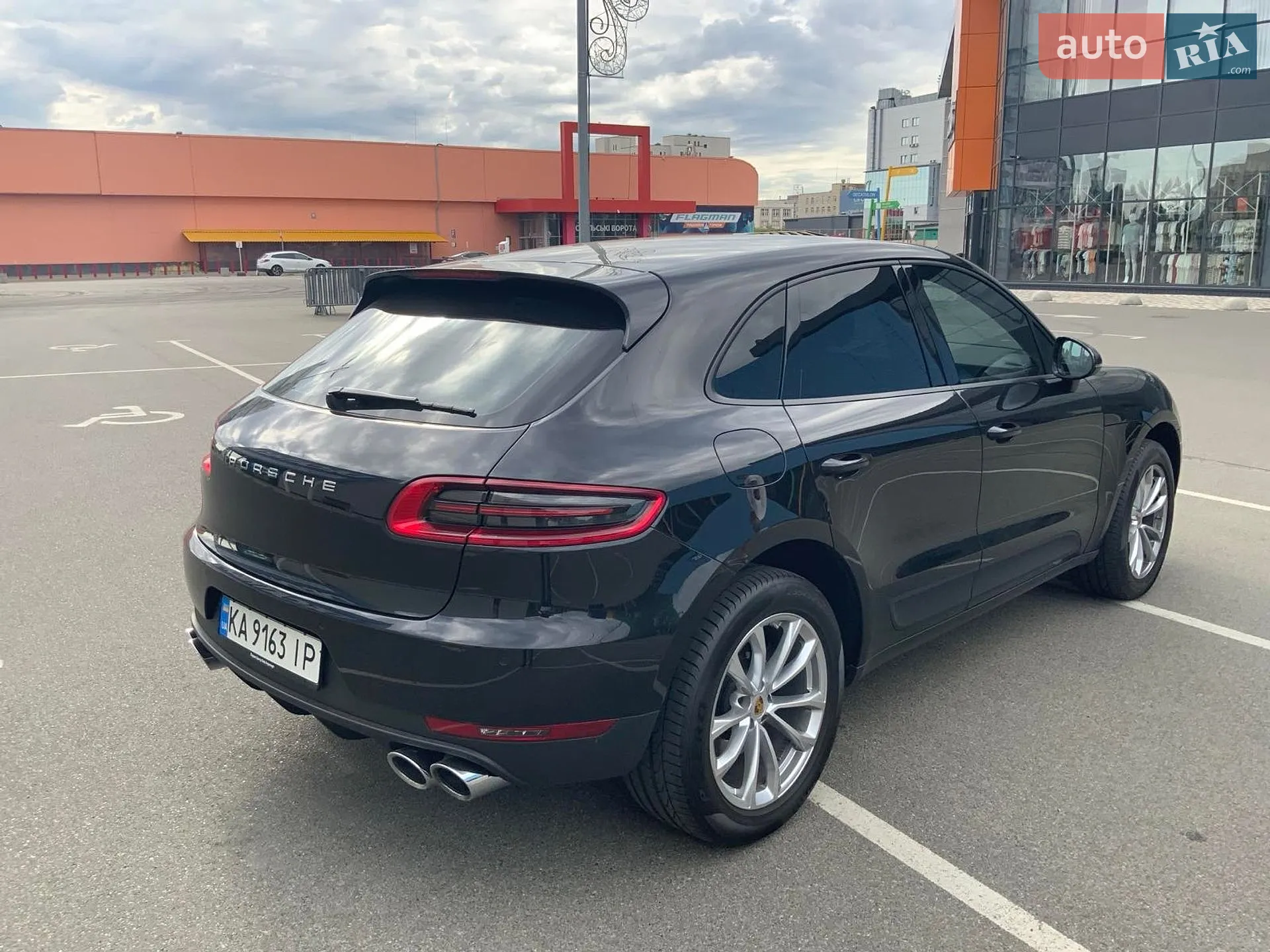 2016 Porsche Macan - мініатюра 3