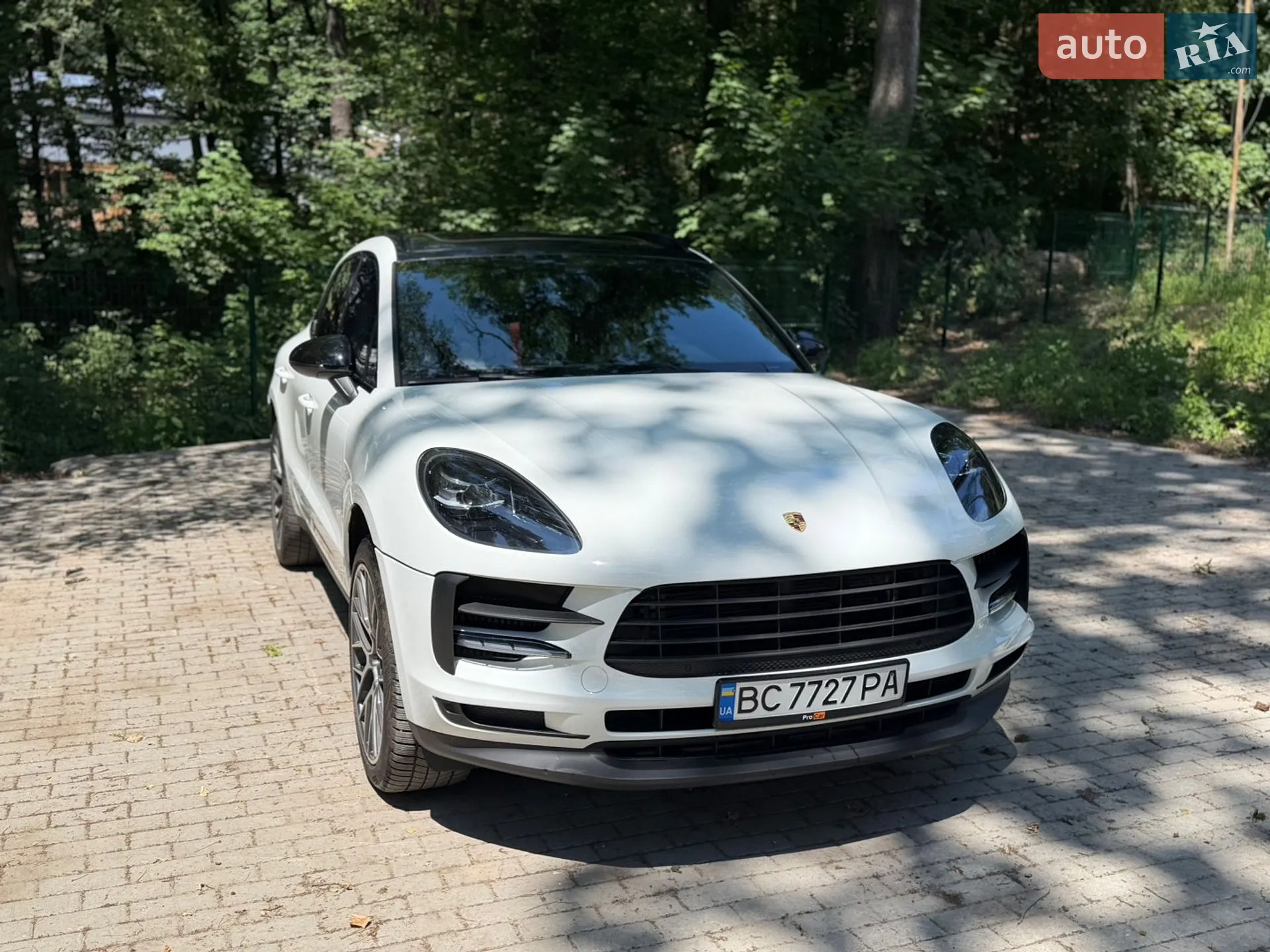 2019 Porsche Macan - мініатюра 2