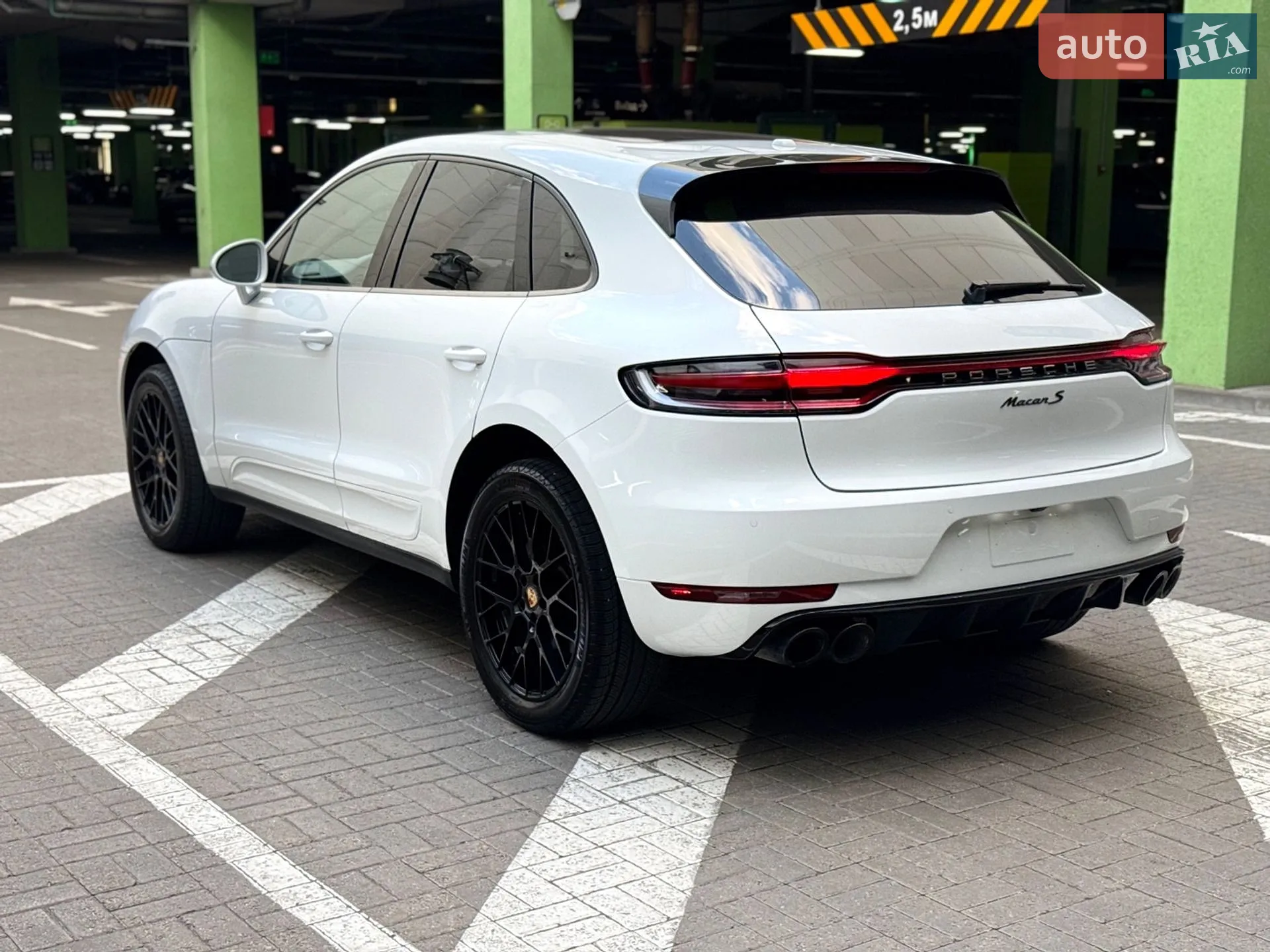 2021 Porsche Macan - мініатюра 6
