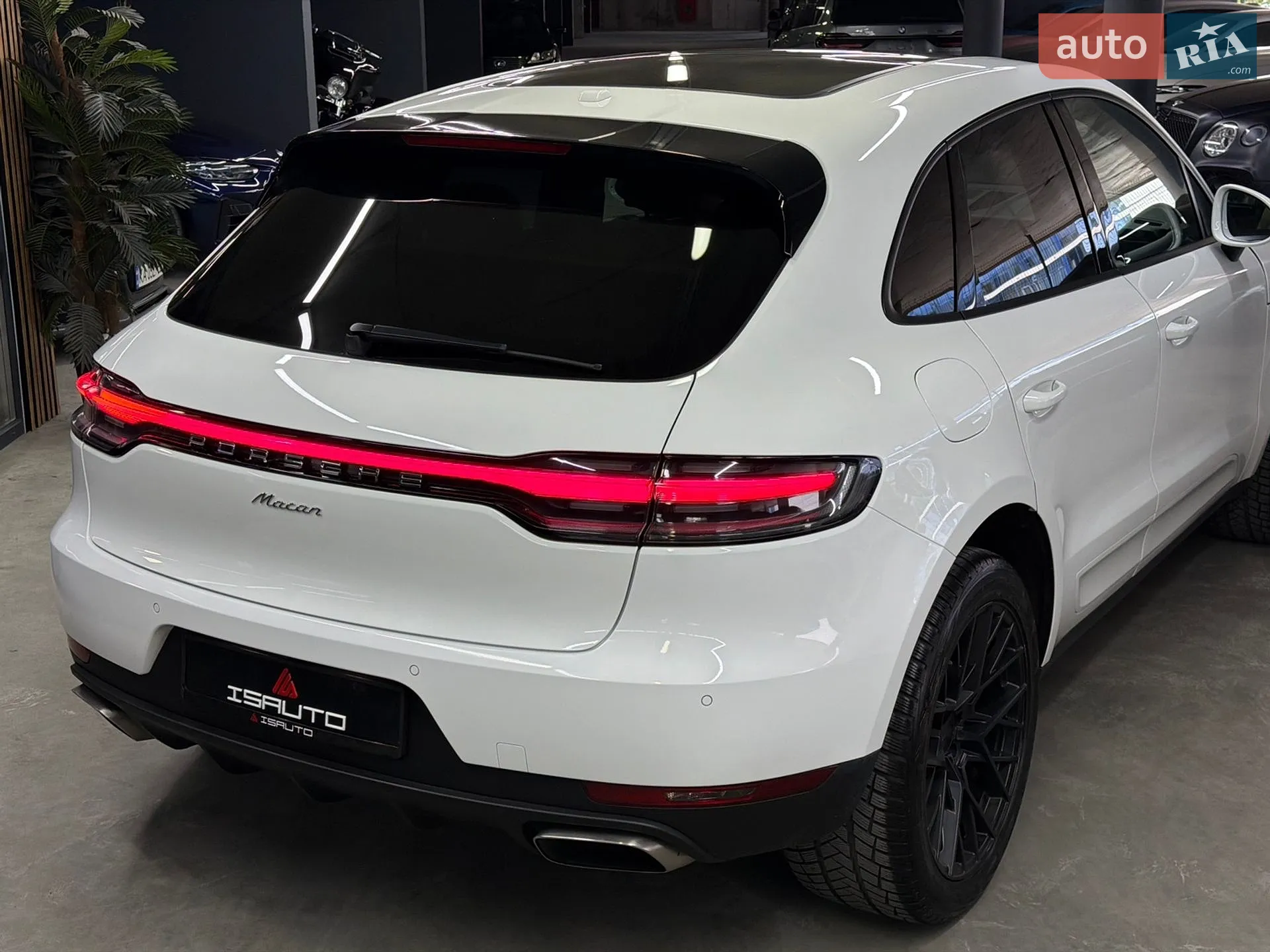 2019 Porsche Macan - мініатюра 17