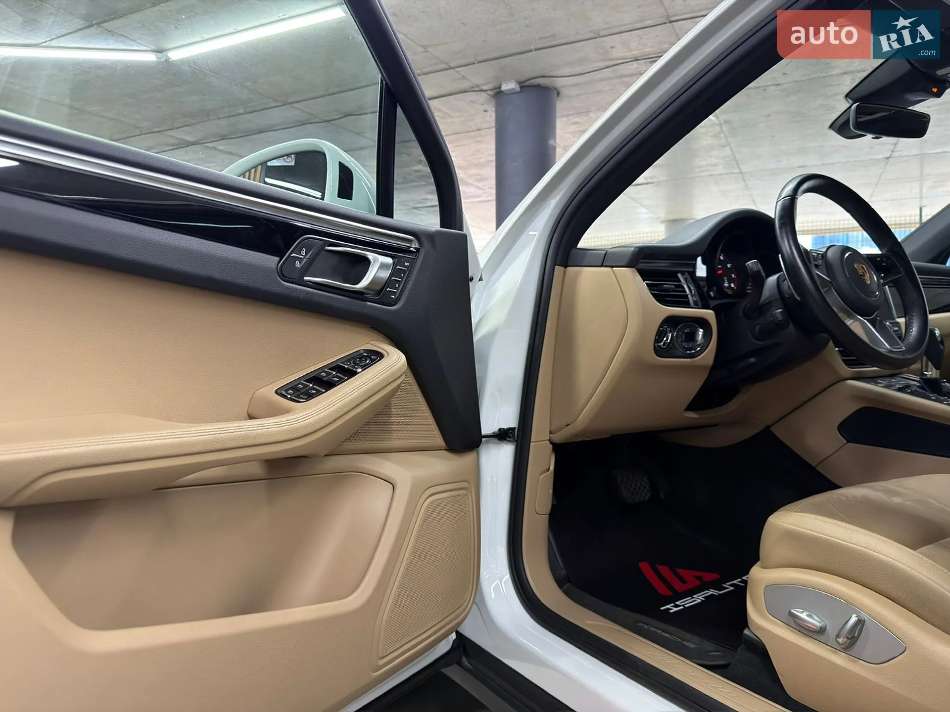 2019 Porsche Macan - мініатюра 19