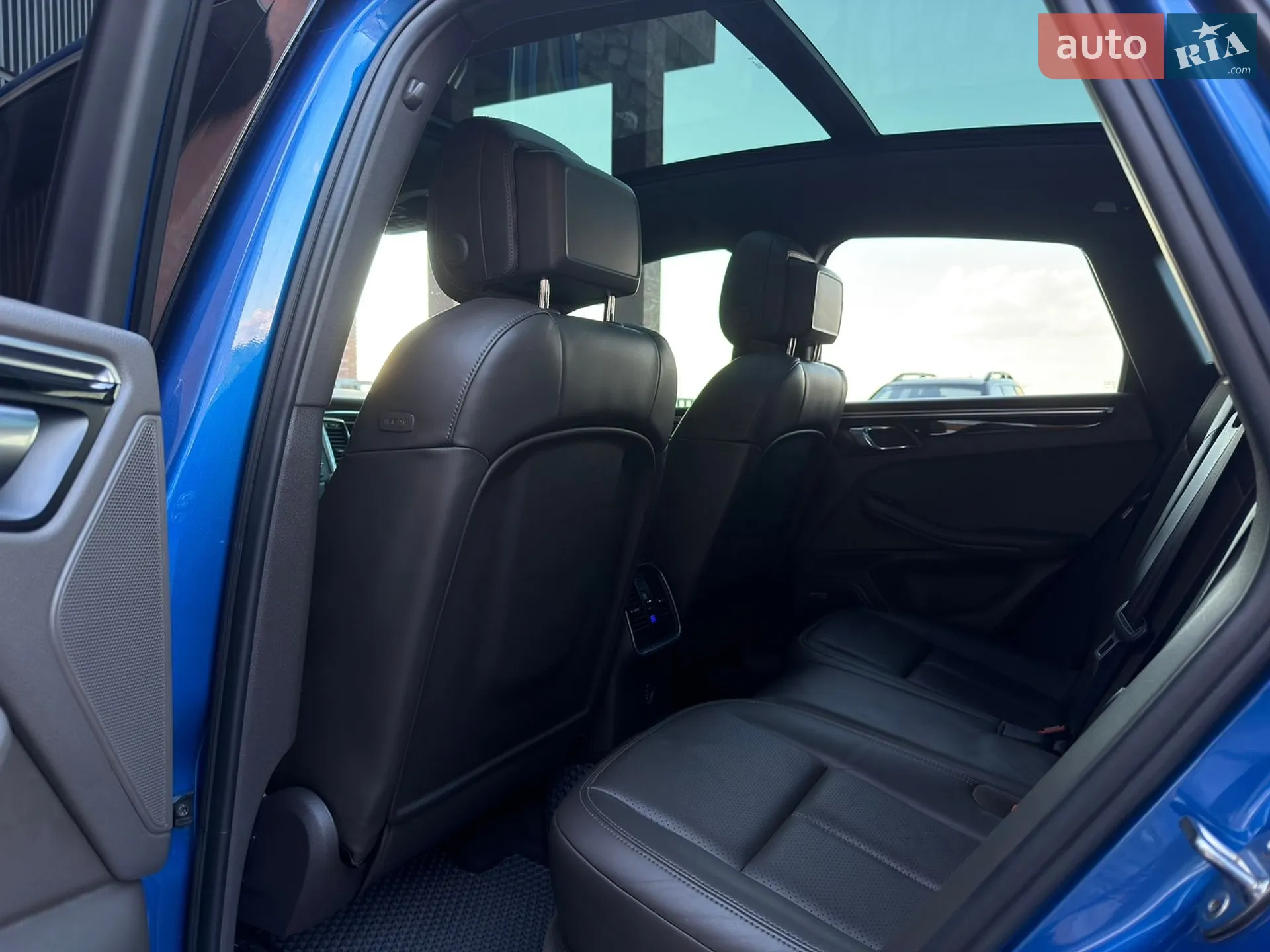 2017 Porsche Macan - мініатюра 27