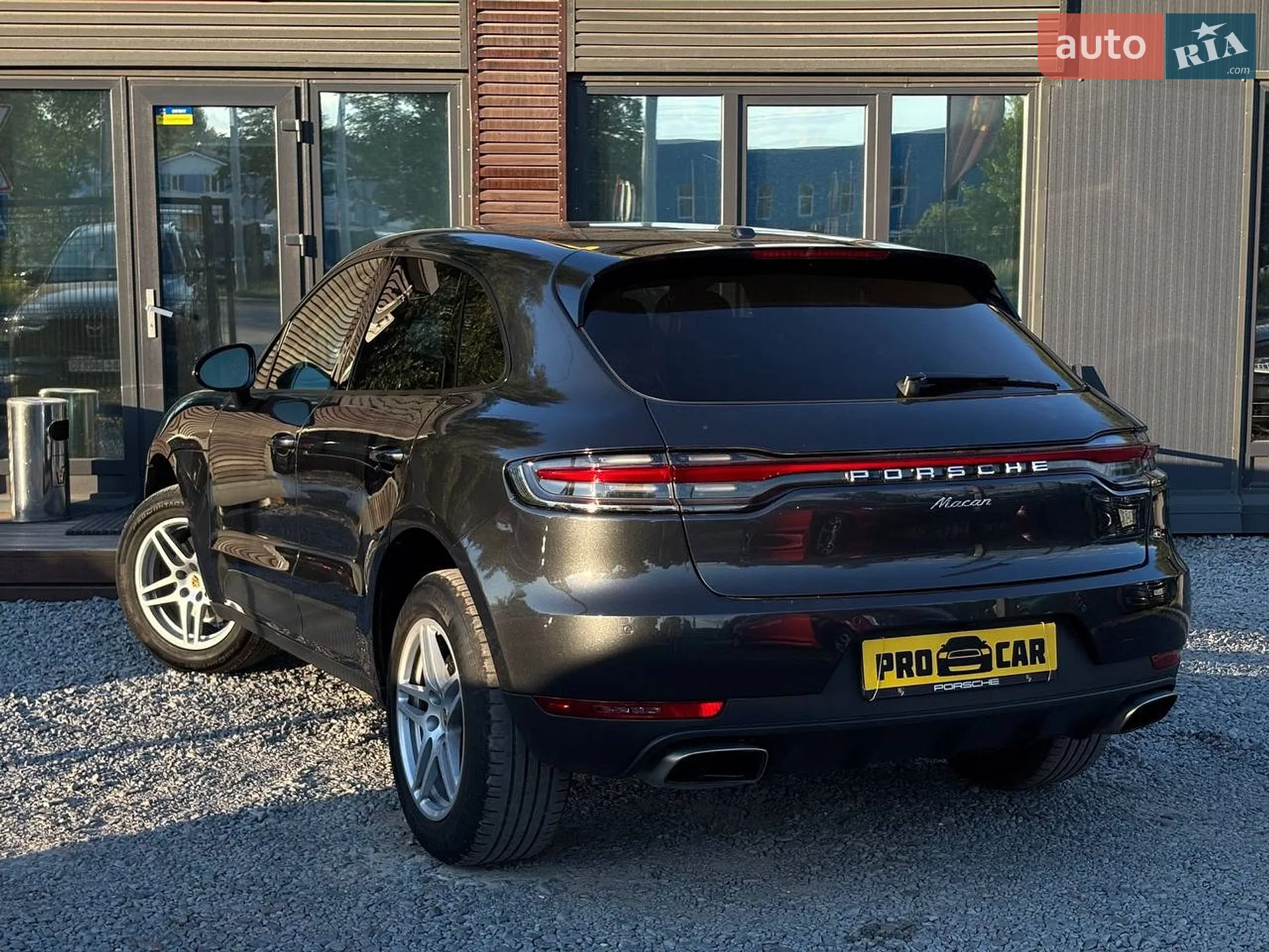 2020 Porsche Macan - мініатюра 4