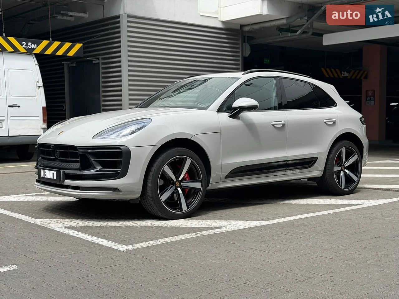 2023 Porsche Macan - мініатюра 26