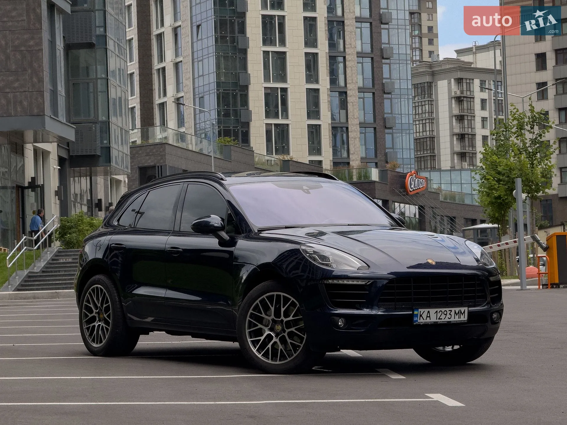 2017 Porsche Macan - мініатюра 10