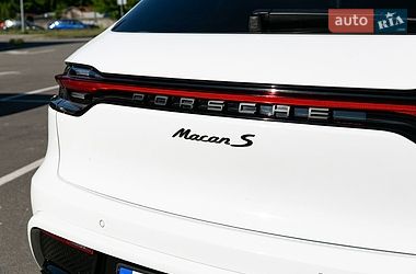 Внедорожник / Кроссовер Porsche Macan 2020 в Киеве