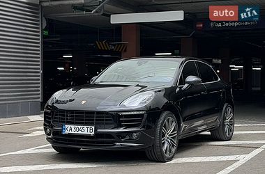 Внедорожник / Кроссовер Porsche Macan 2016 в Киеве