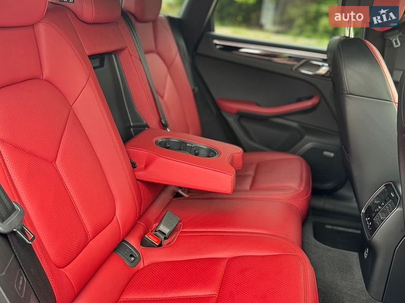 Позашляховик / Кросовер Porsche Macan 2019 в Дніпрі