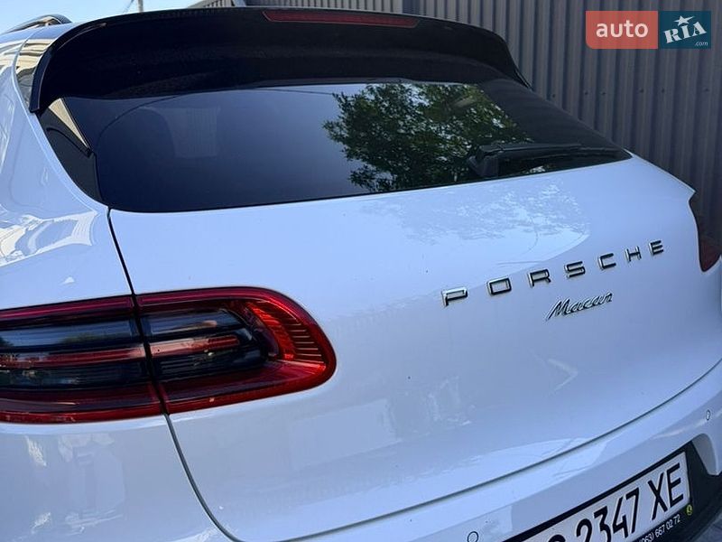 Позашляховик / Кросовер Porsche Macan 2018 в Львові