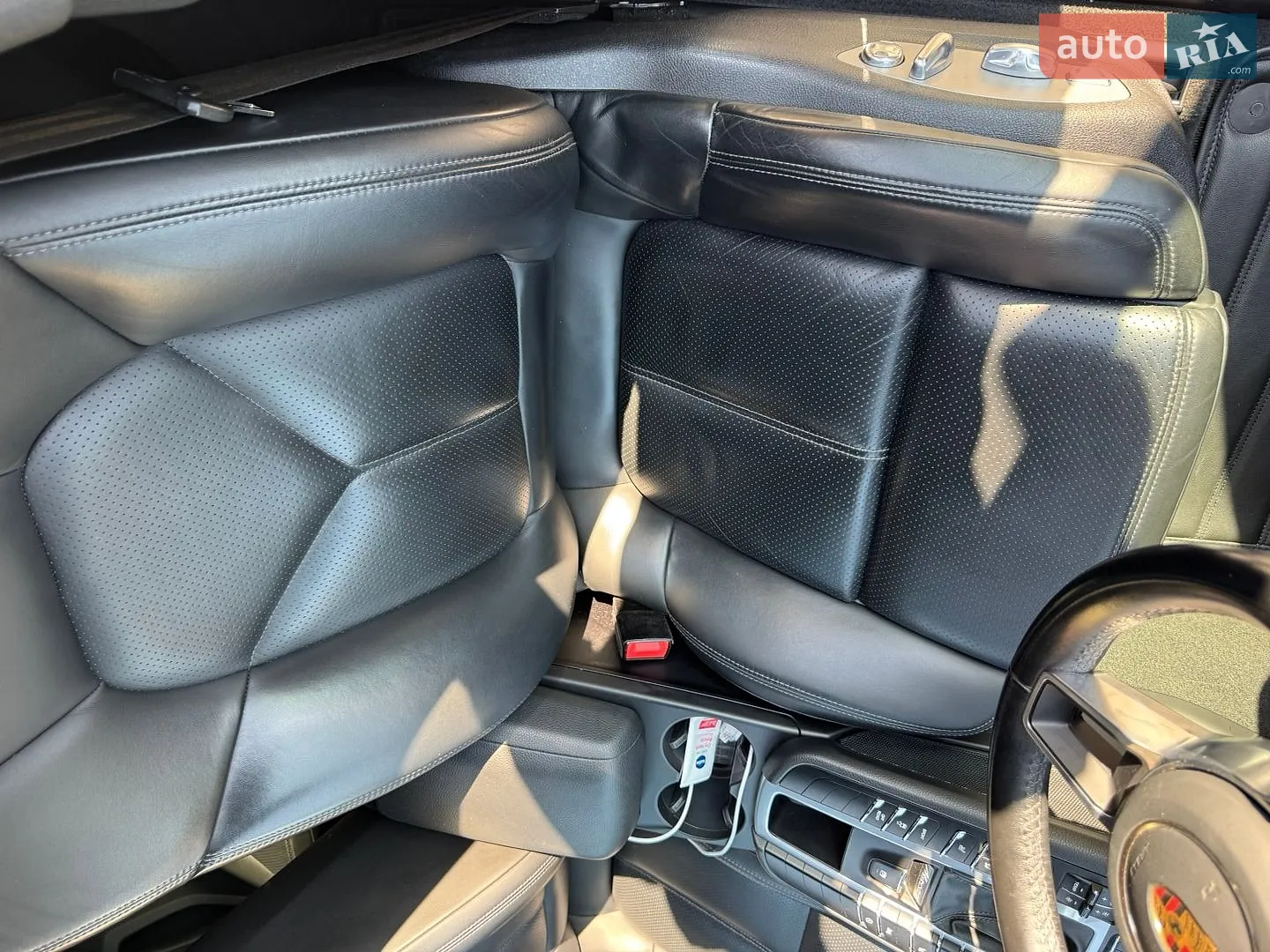 Porsche Macan 2020 VIN WP1ZZZ95ZMLB01899 фото оголошення 16 з 42