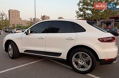 Позашляховик / Кросовер Porsche Macan 2016 в Києві