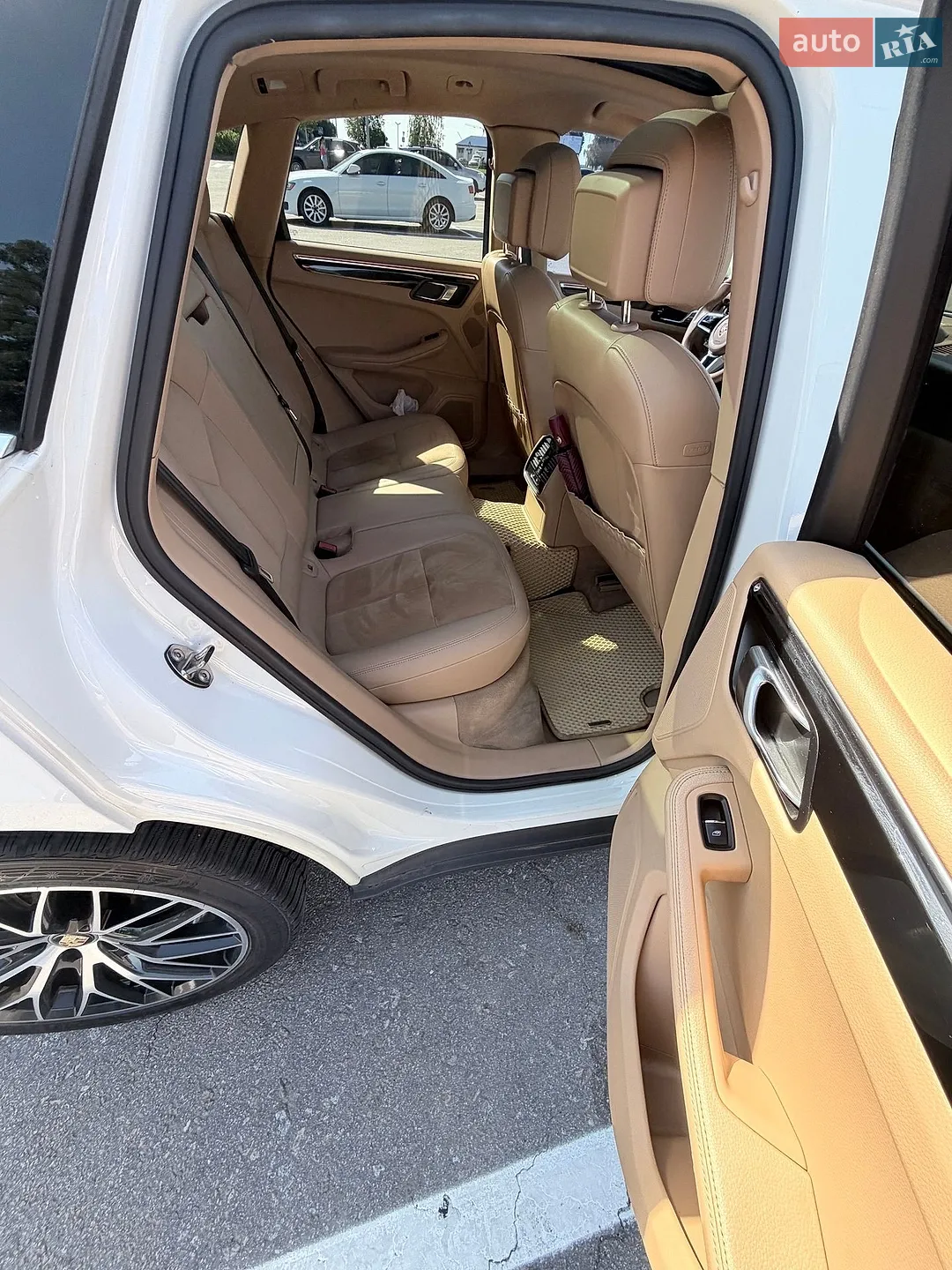 2015 Porsche Macan - мініатюра 21