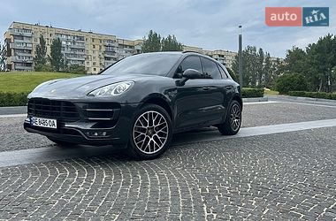 Позашляховик / Кросовер Porsche Macan 2017 в Дніпрі