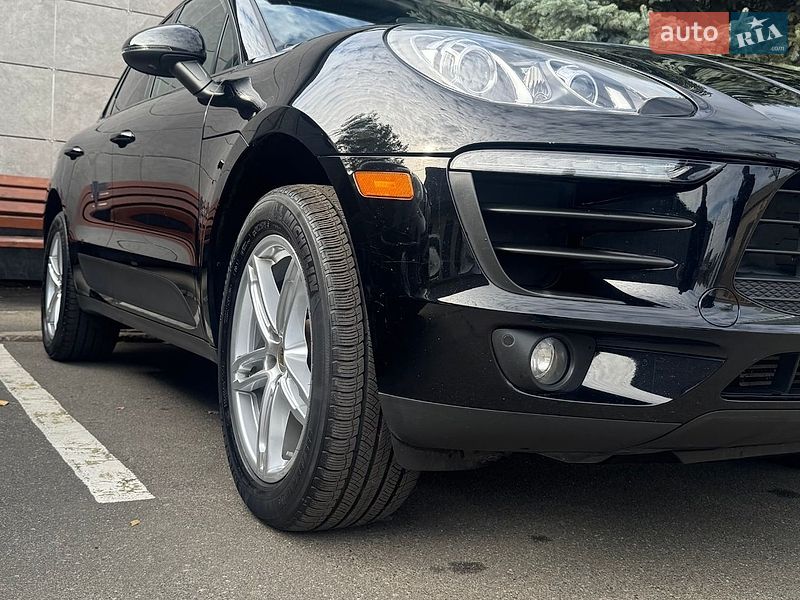 Внедорожник / Кроссовер Porsche Macan 2018 в Киеве