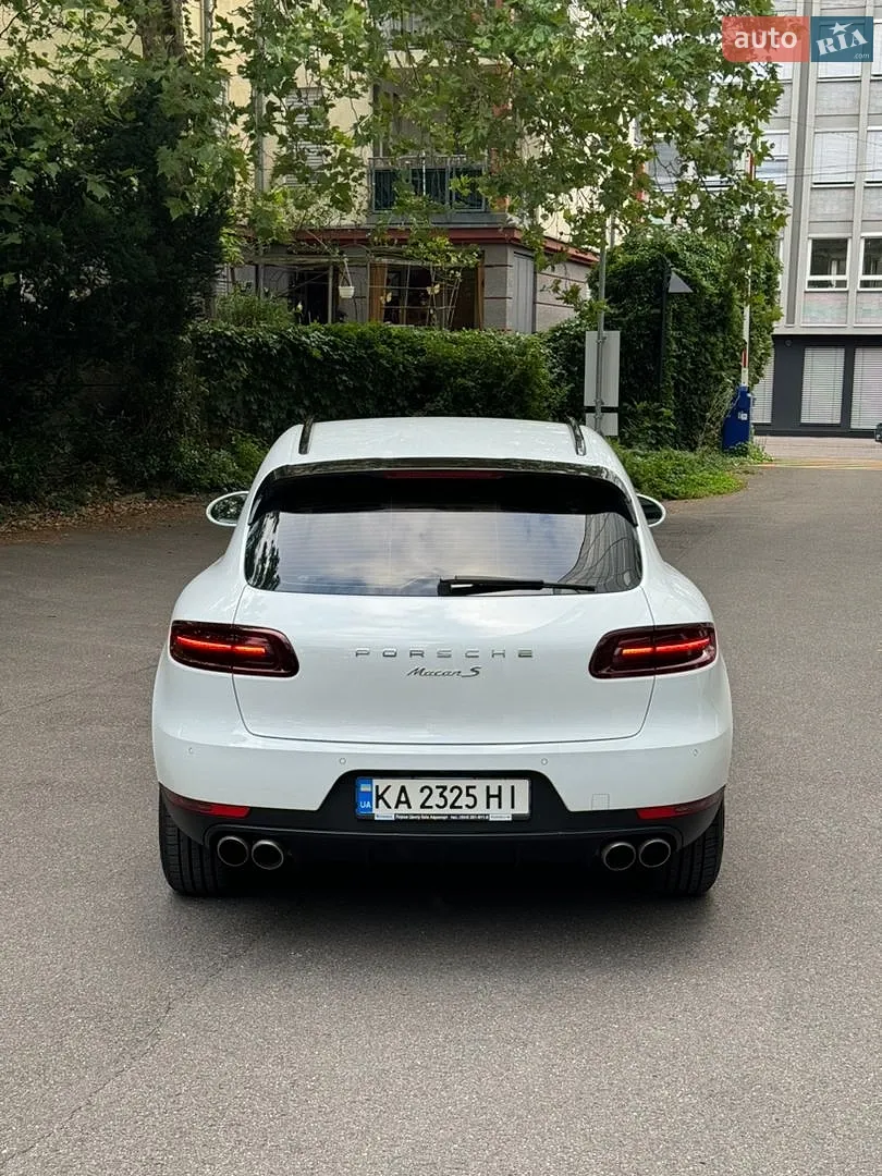2015 Porsche Macan - мініатюра 2