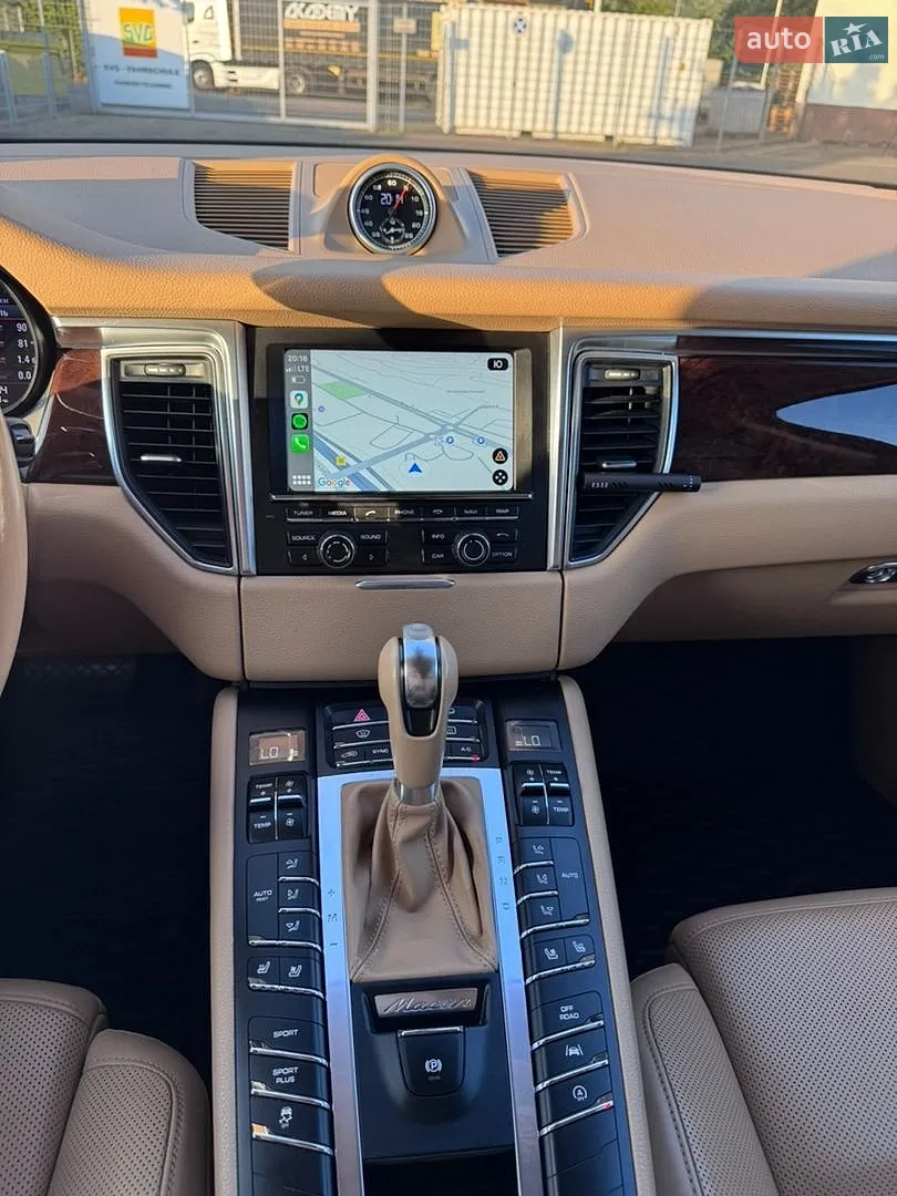 2015 Porsche Macan - мініатюра 8