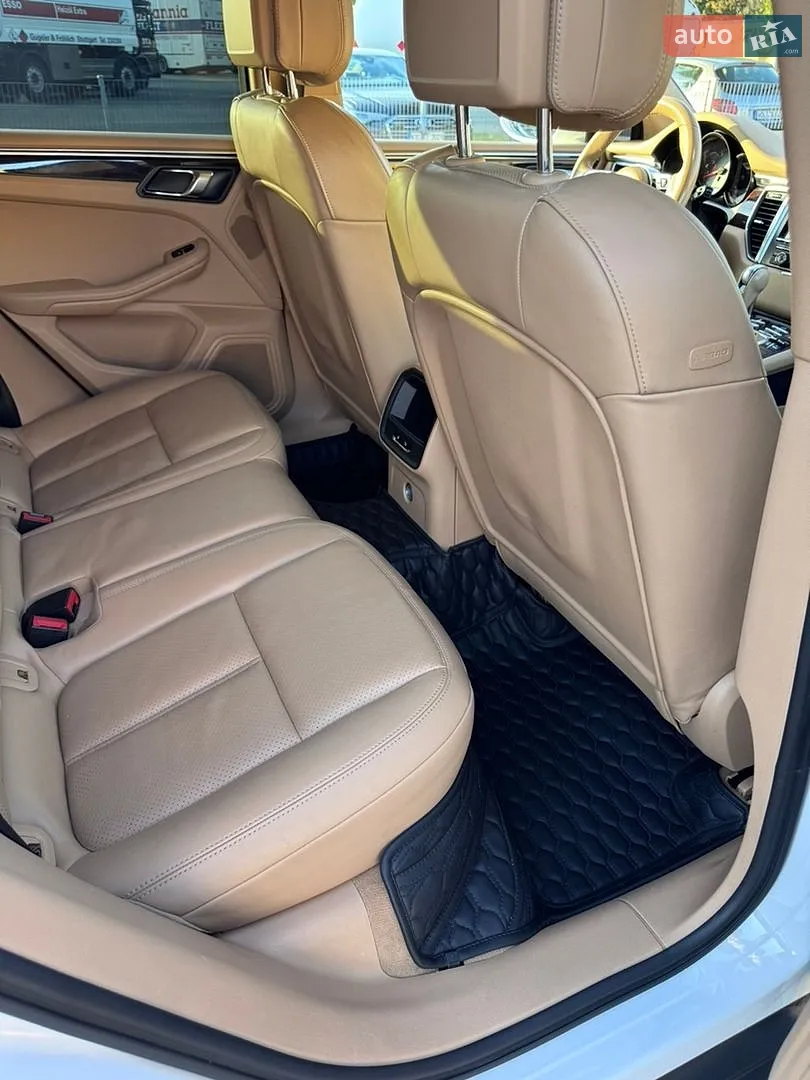 2015 Porsche Macan - мініатюра 11