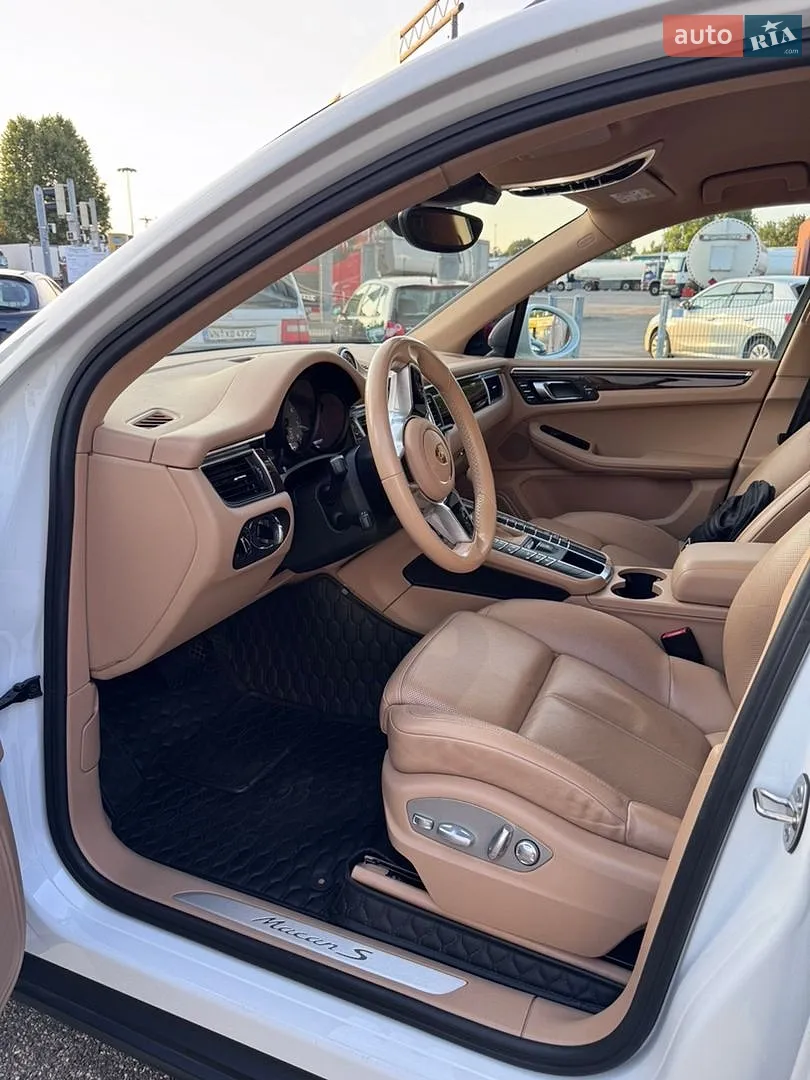 2015 Porsche Macan - мініатюра 16