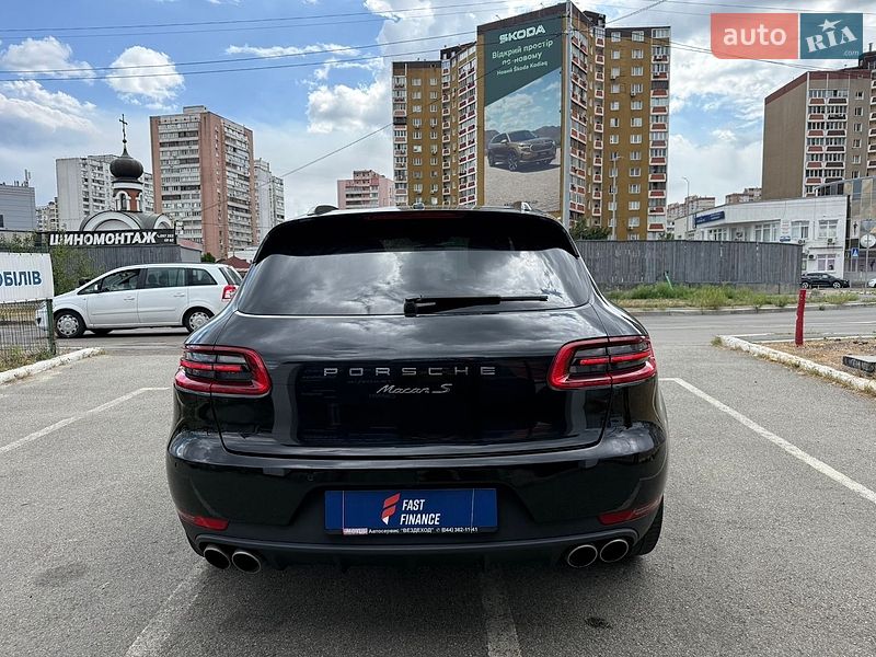 Внедорожник / Кроссовер Porsche Macan 2018 в Киеве фото 9 Внедорожник / Кроссовер Porsche Macan 2018 в Киеве