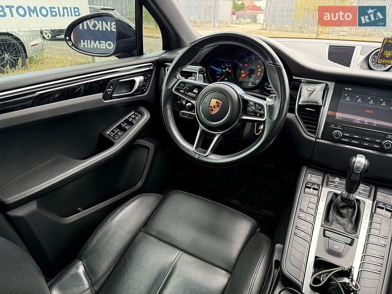 Внедорожник / Кроссовер Porsche Macan 2018 в Киеве фото 31 Внедорожник / Кроссовер Porsche Macan 2018 в Киеве