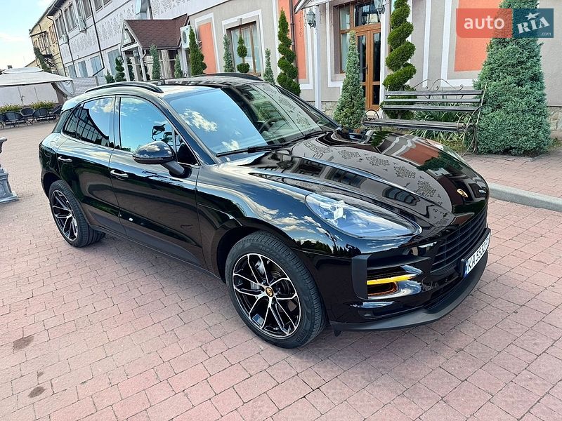 Внедорожник / Кроссовер Porsche Macan 2018 в Стрые
