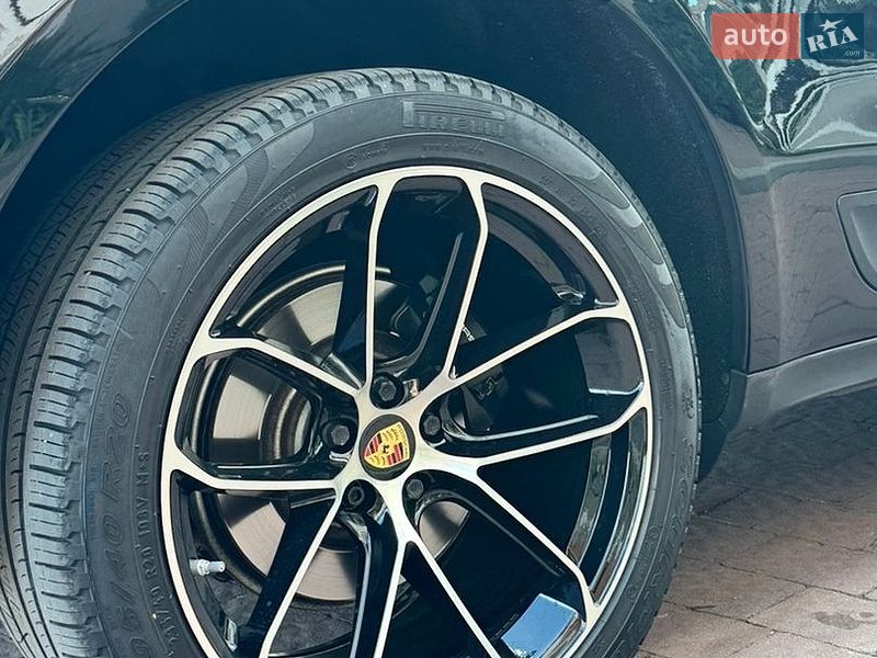 Внедорожник / Кроссовер Porsche Macan 2018 в Стрые