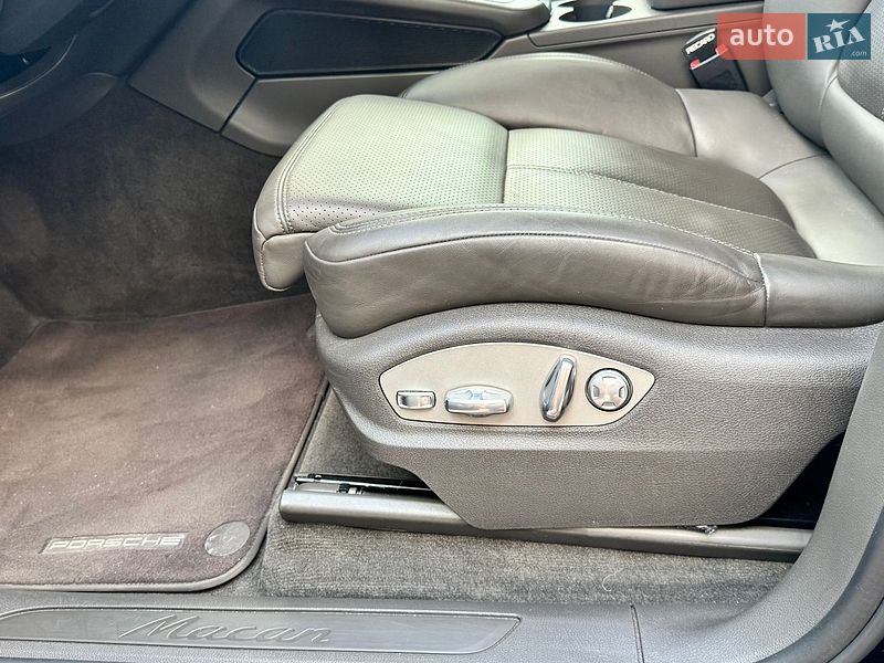 Внедорожник / Кроссовер Porsche Macan 2018 в Стрые