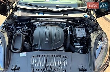 Внедорожник / Кроссовер Porsche Macan 2018 в Стрые