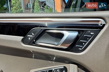 Внедорожник / Кроссовер Porsche Macan 2018 в Стрые