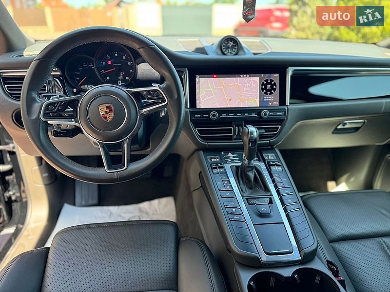Внедорожник / Кроссовер Porsche Macan 2018 в Стрые